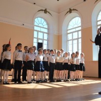 Апрельский дебют