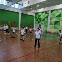 Школьный турнир по пионерболу