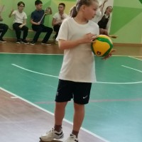 Школьный турнир по пионерболу