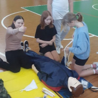 По станциям